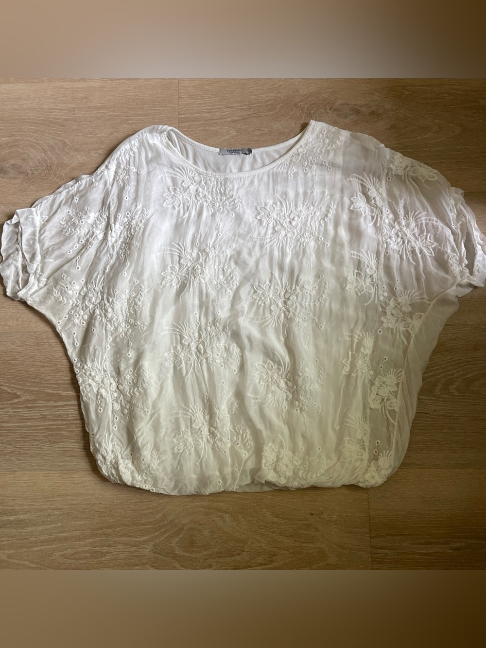 TENDENZE Italy Silk Cottagecore Whimsical White Floral Flowy Coquette Blouse Top